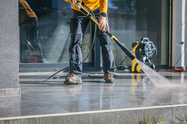 Professional Pressure Washing in Broadview Park, FL